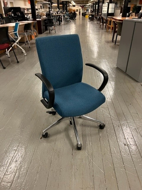 Sit On It ReAlign Conference Chair