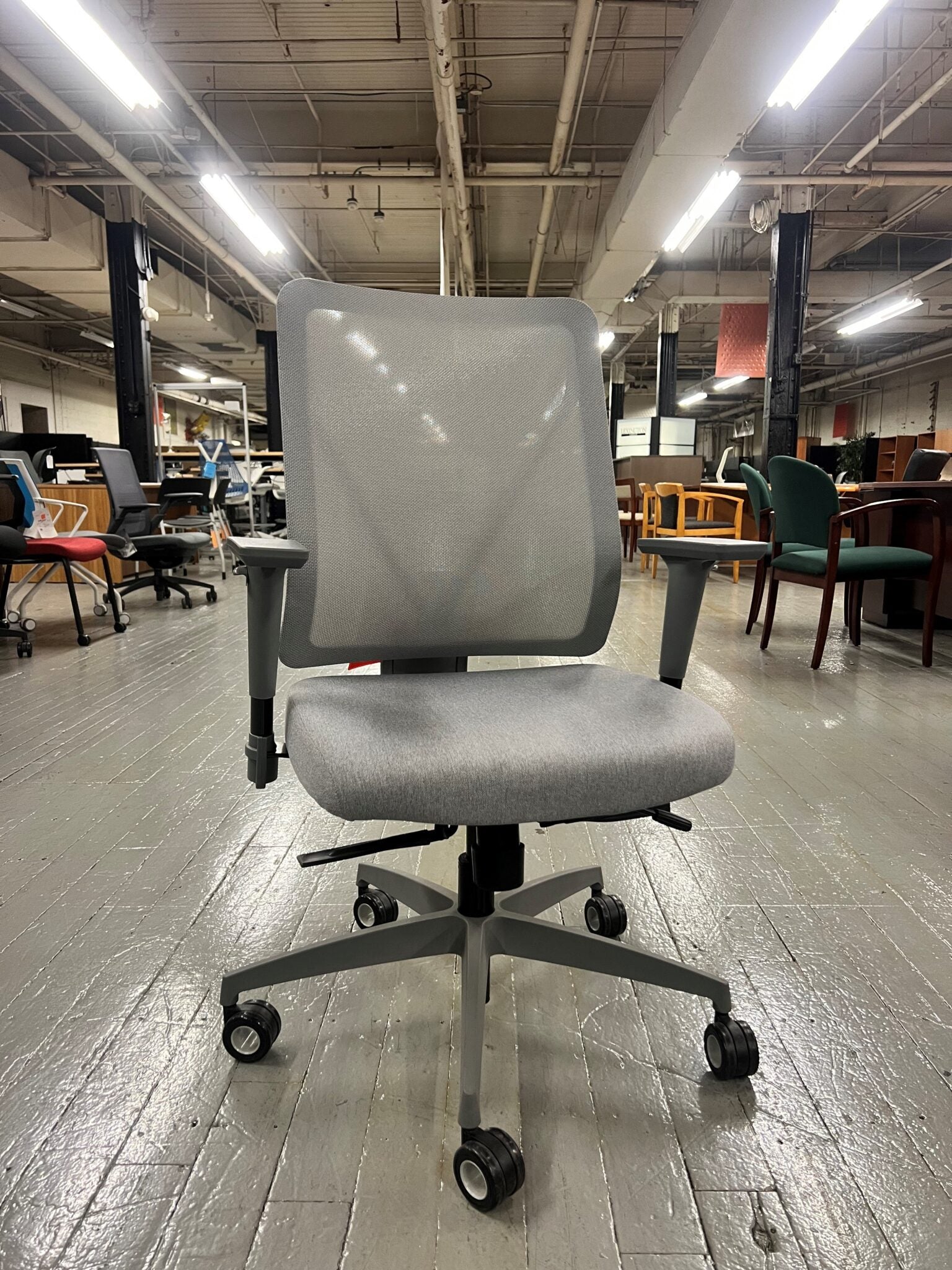 All SEATING- Levo Chair