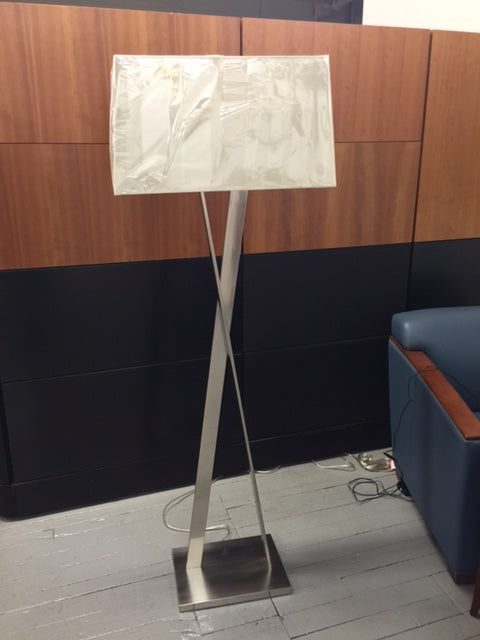 Pre-Owned Floor Lamp