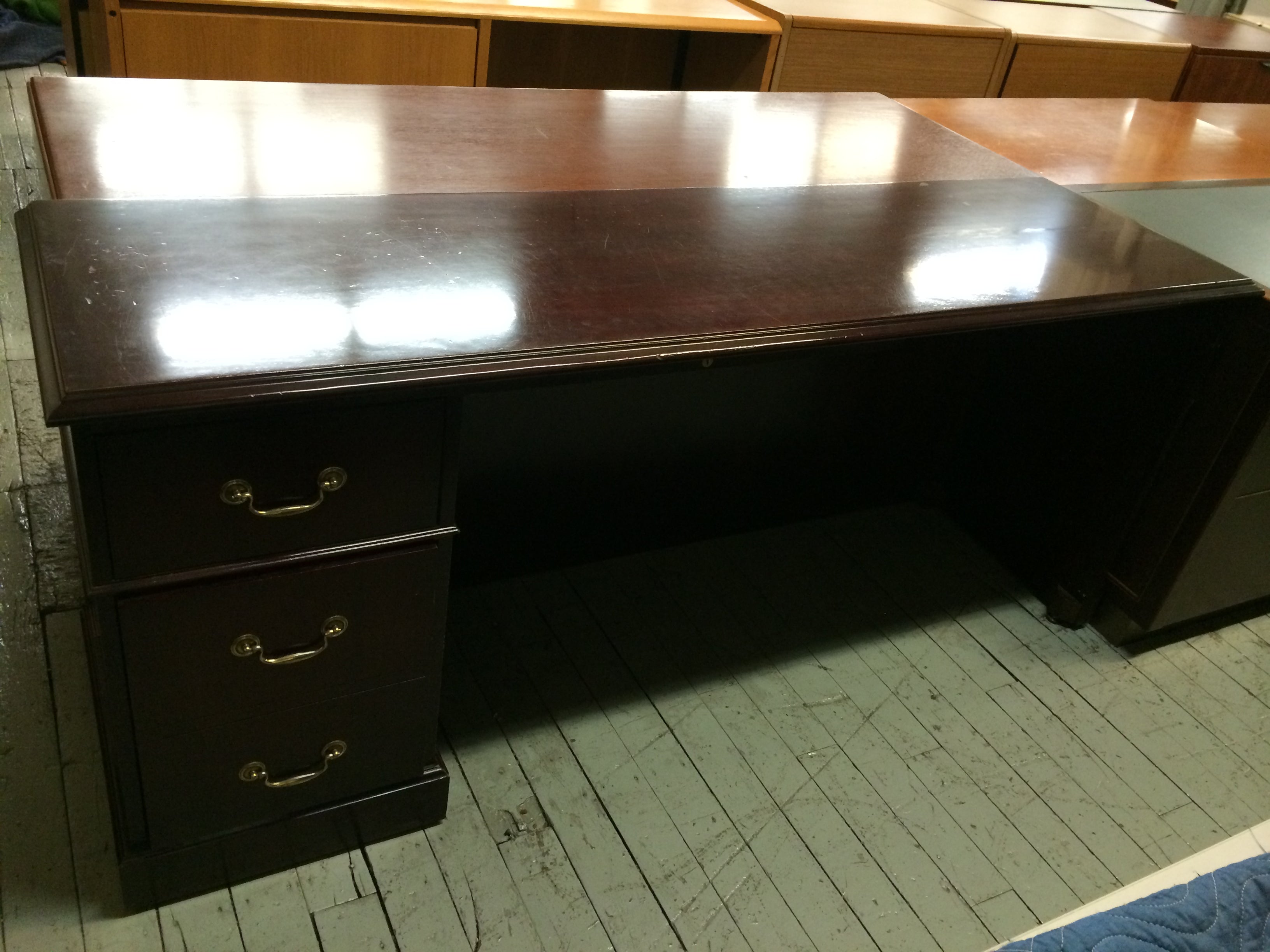 Pre-owned Paoli Credenza