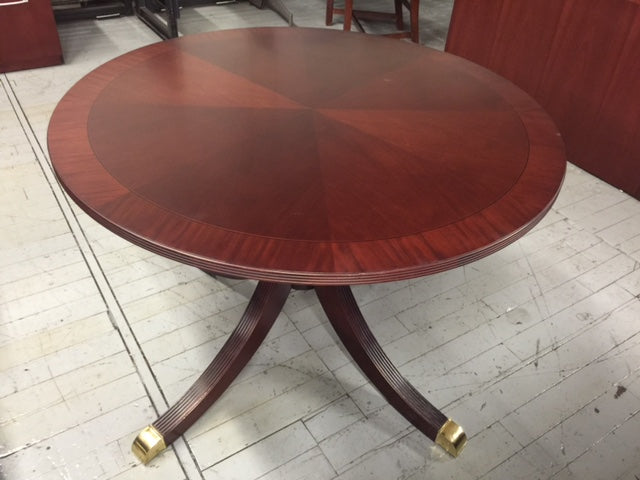 Bernhardt 42″Dia Round Table with Reverse Diamond Top