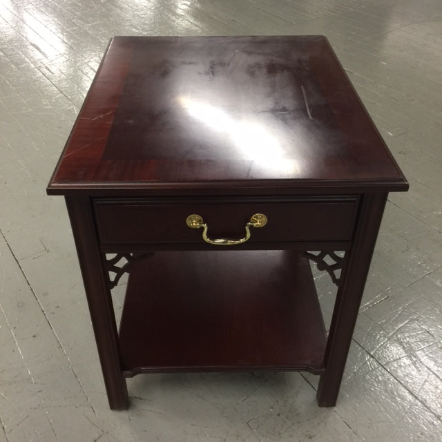 Pre-owned Bernhardt End Table